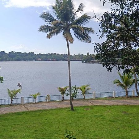 Ripples Backwater Resort, Коллам Екстер'єр фото